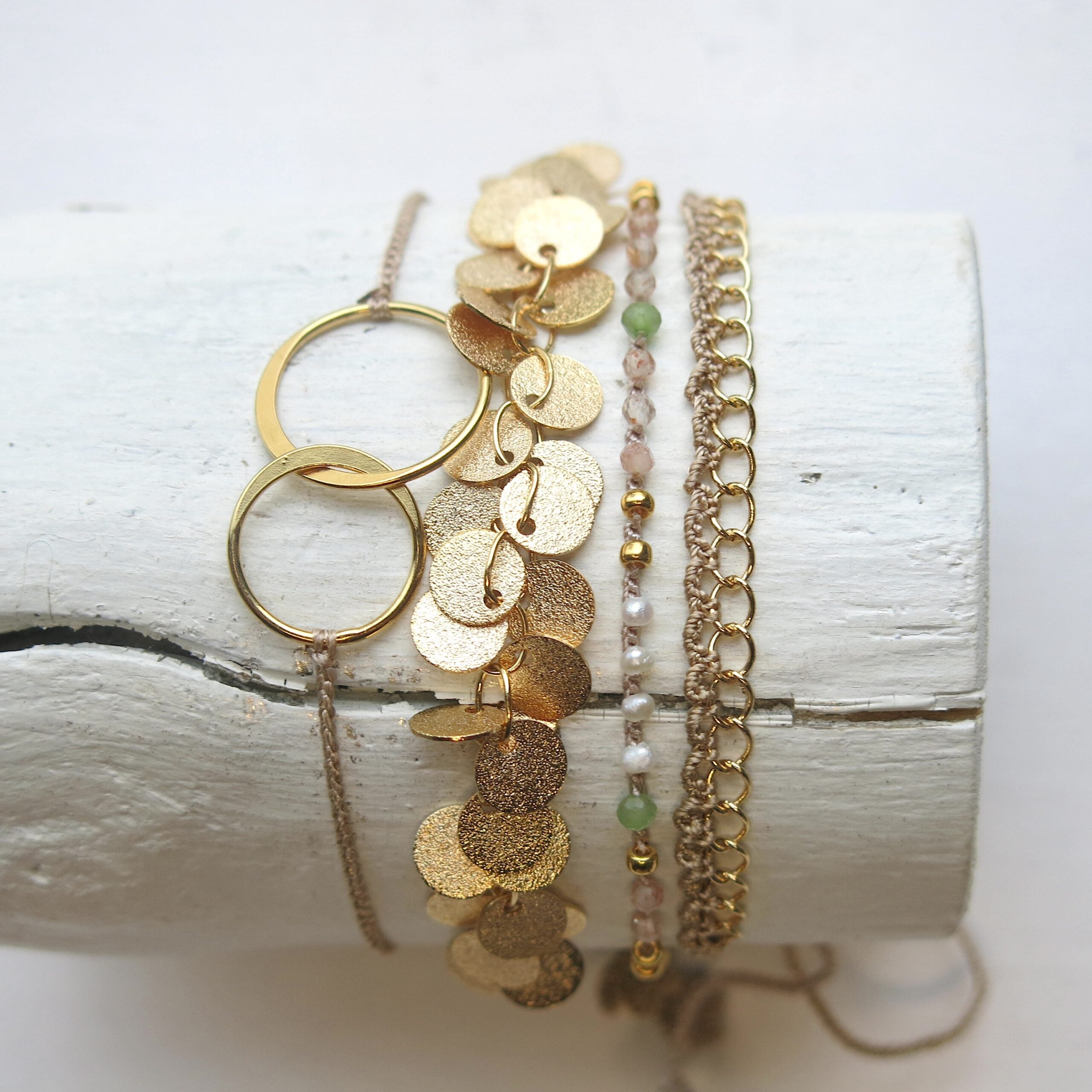 ein-st-ck-vom-gl-ck-santurini-armband-gold-18-kt-pailletten image 2