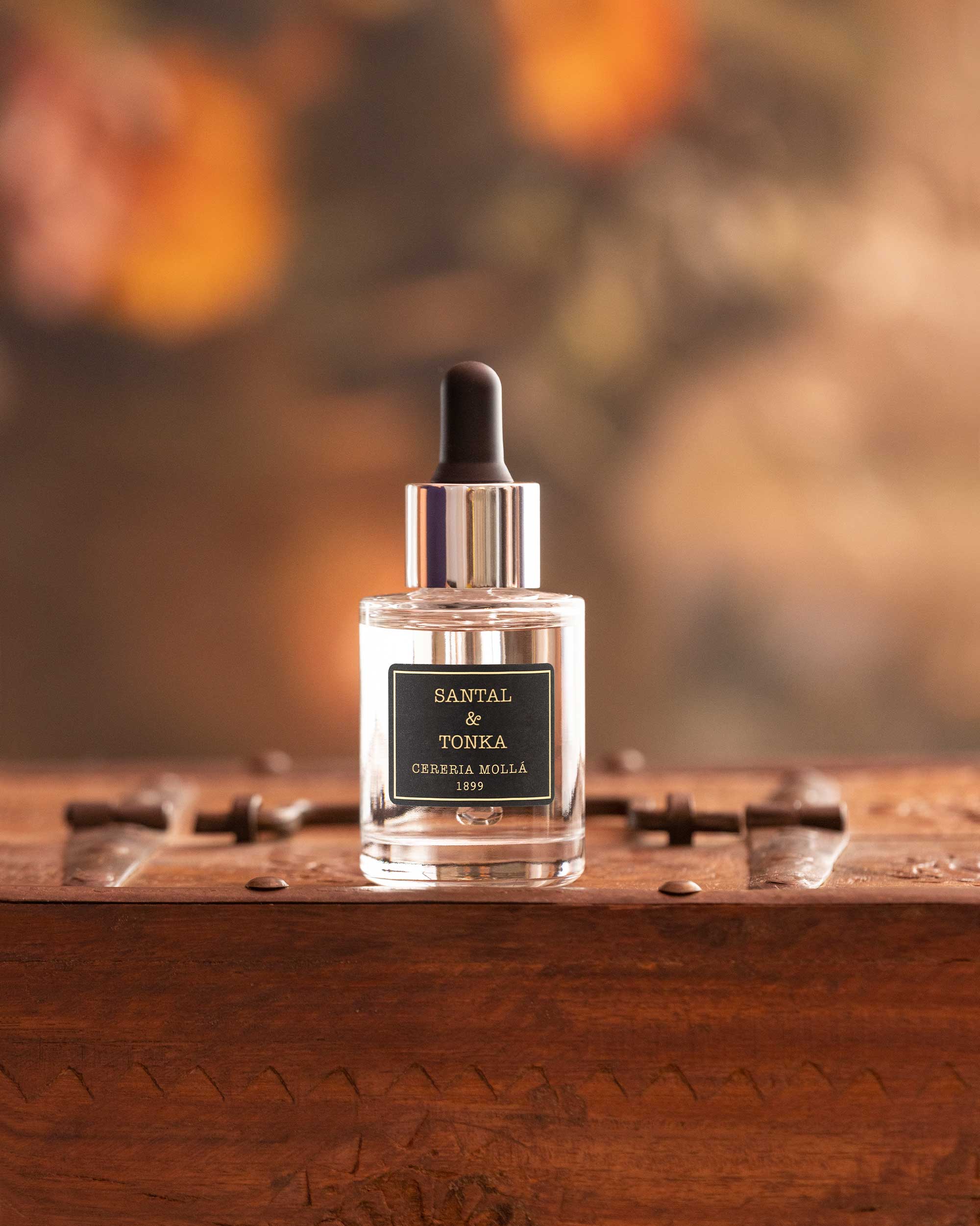 ein-st-ck-vom-gl-ck-santal-tonka-aroma-l-30-ml-holz image 2