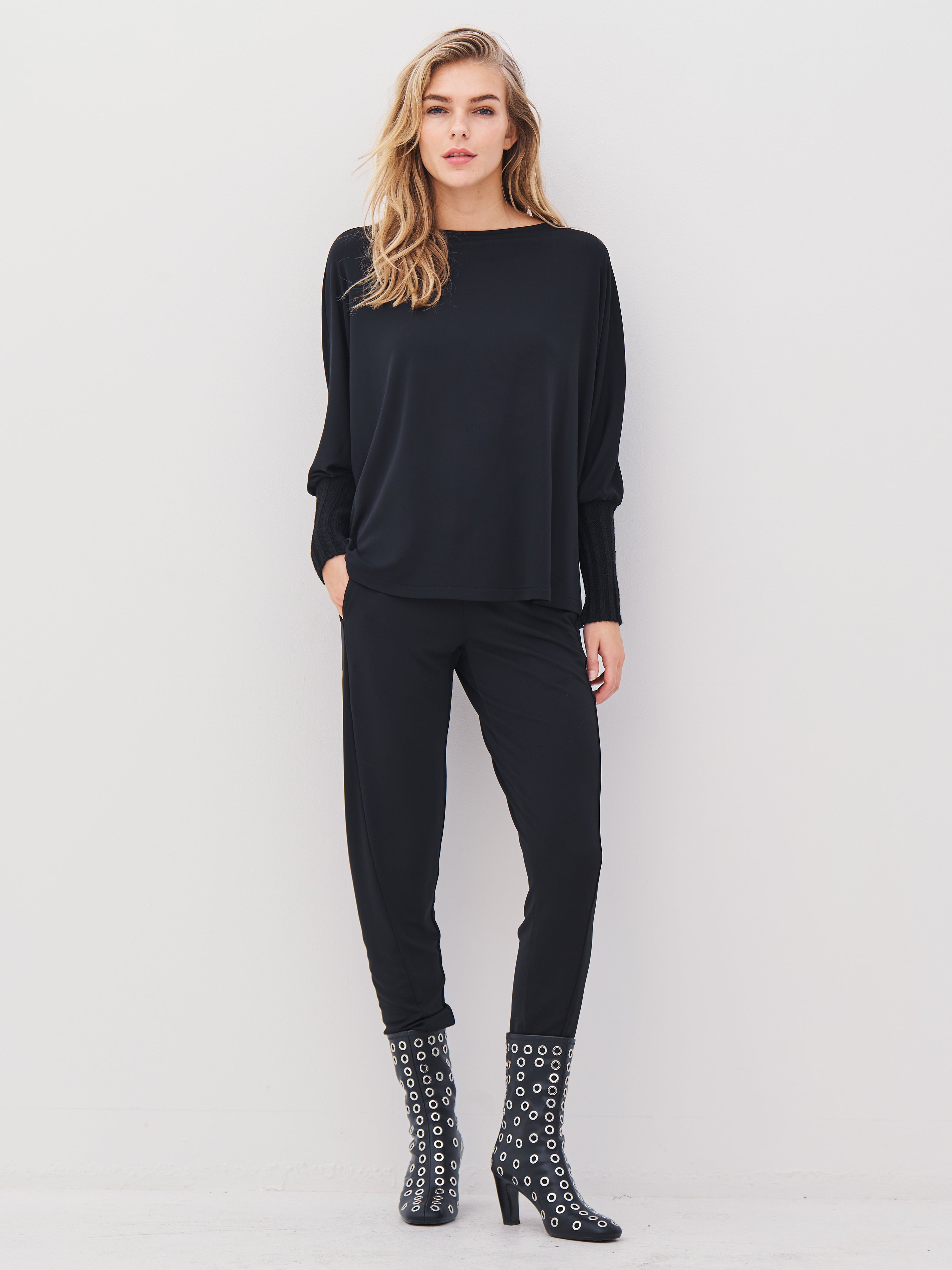 n-denmark-anita-hose-schwarz-schmale-schlupfhose-mit-g-rtel image 1