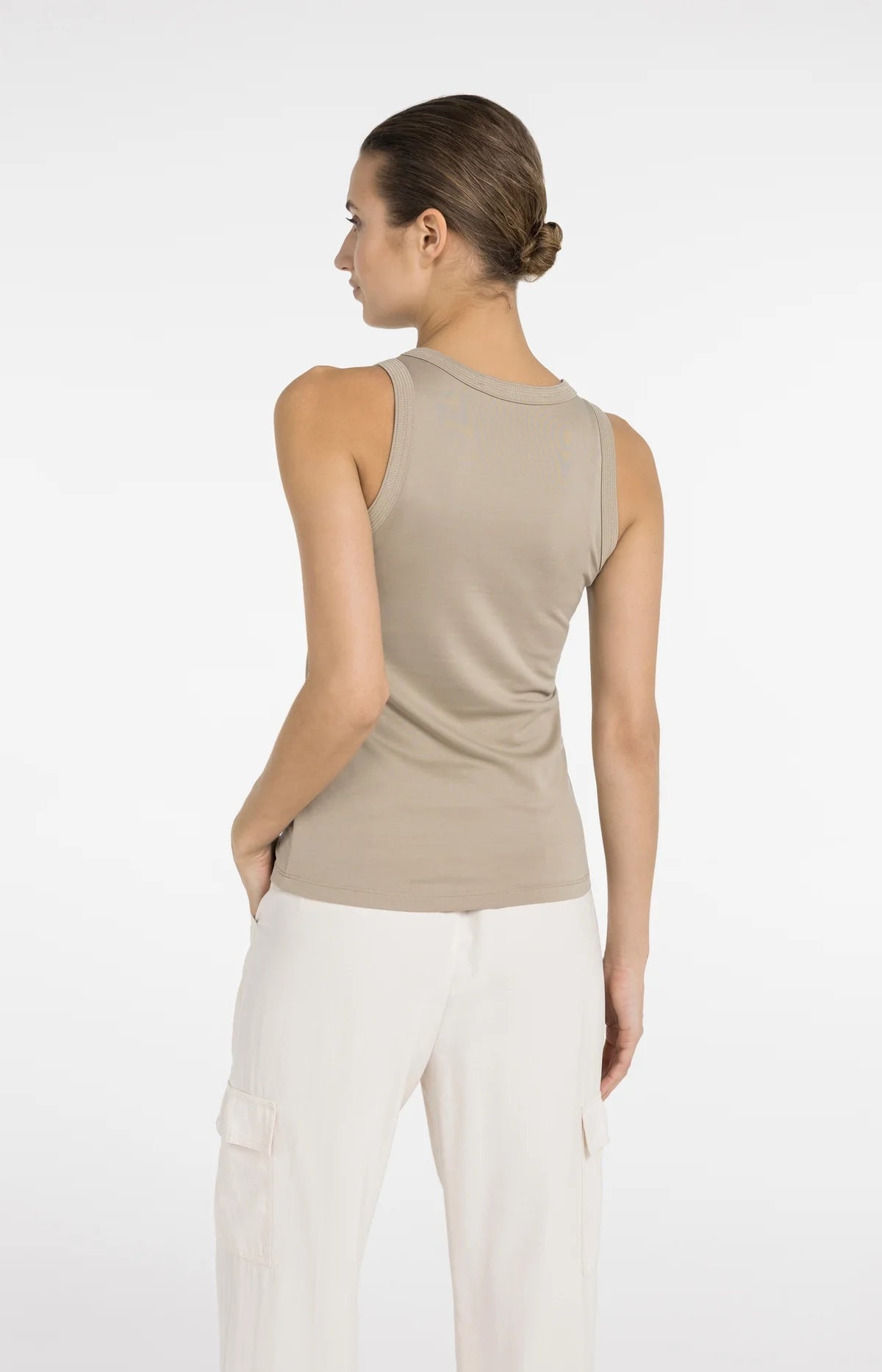 yaya-tanktop-schlamm-m-modal-ziernaht-rundhals image 5