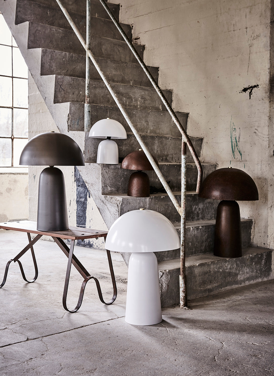 ein-st-ck-vom-gl-ck-fungi-tischlampe-large-wei-61-cm-e27 image 2