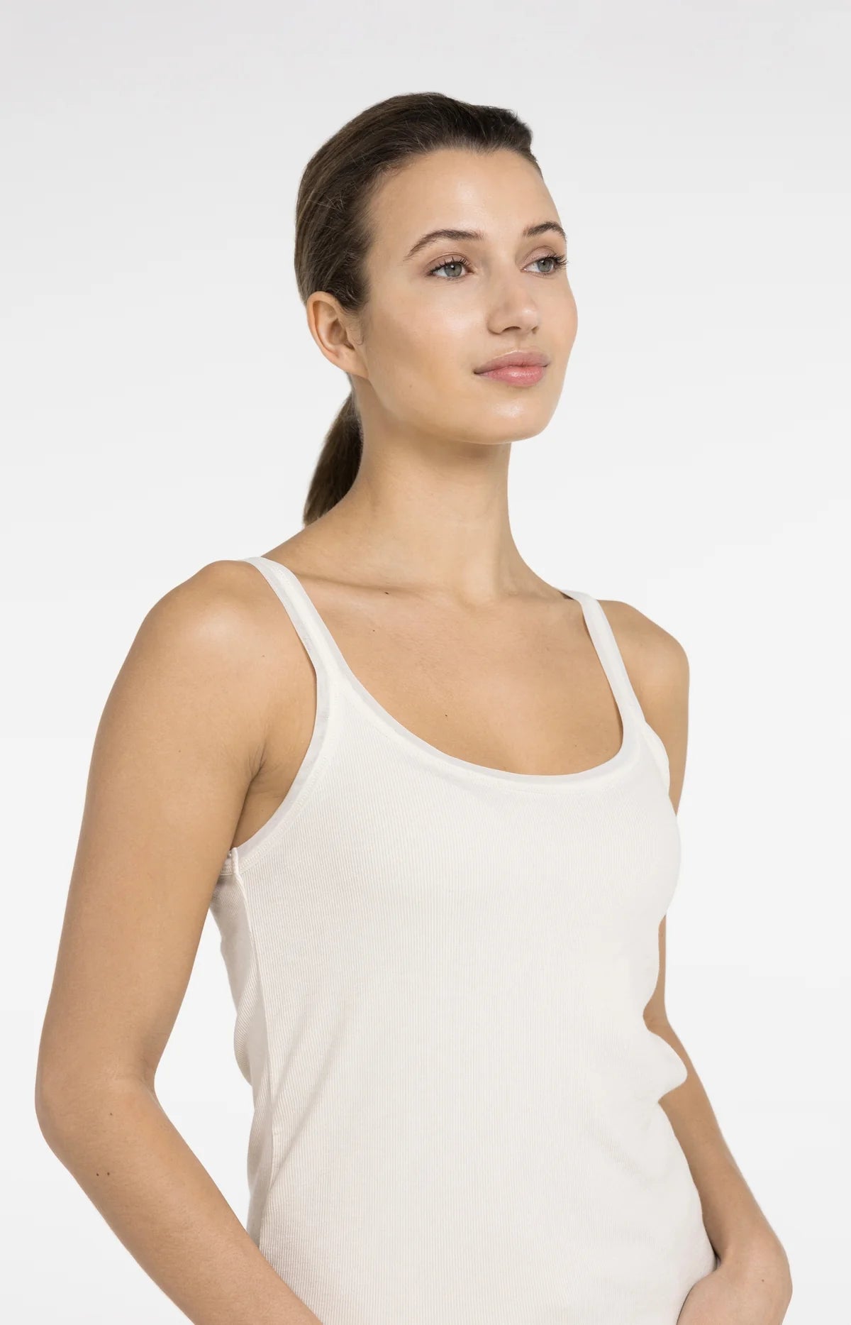 ein-st-ck-vom-gl-ck-yaya-tr-gertop-netzdetail-creme image 4