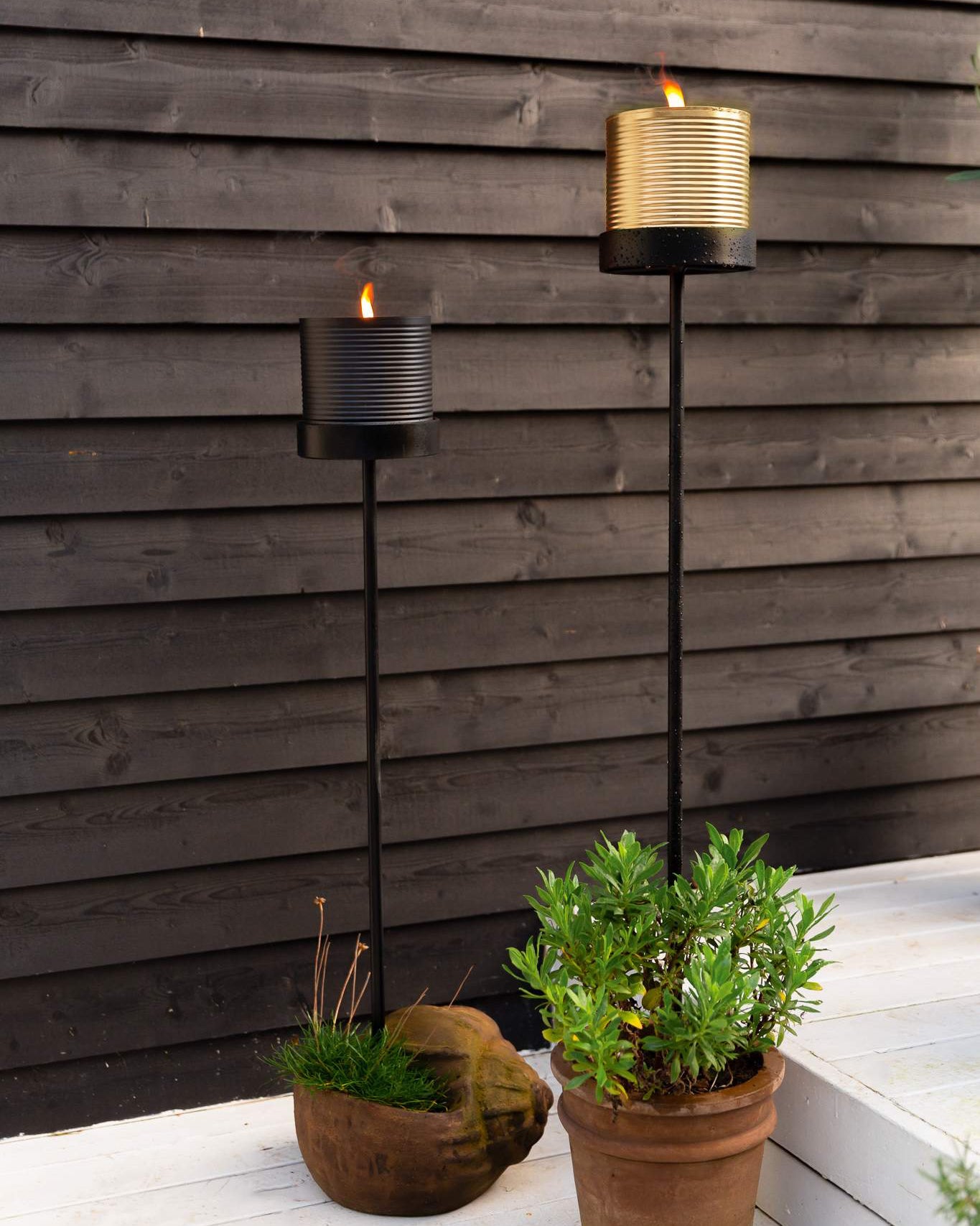 outdoor-kerze-gartenfeuer-in-der-dose-gold-90-stunden image 3