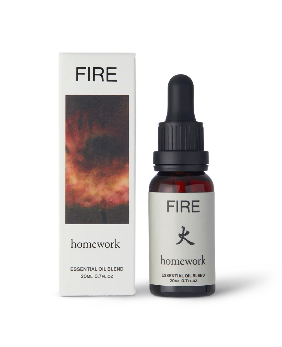 homework-fire-essential-oil-blend-duft-l-gew-rz-holz image 1