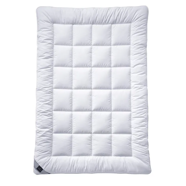billerbeck-classic-clean-uno-bettdecke-135x200-ganzjahresdecke image 1