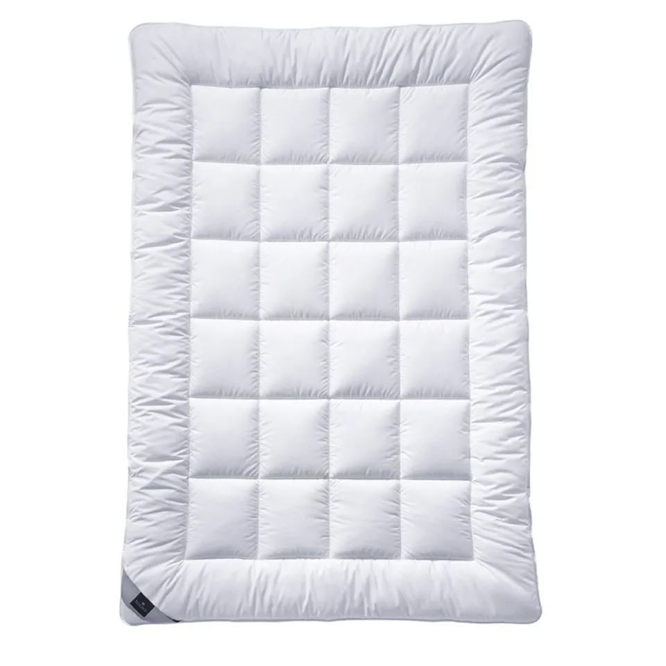 billerbeck-classic-clean-uno-bettdecke-135x200-ganzjahresdecke image 1