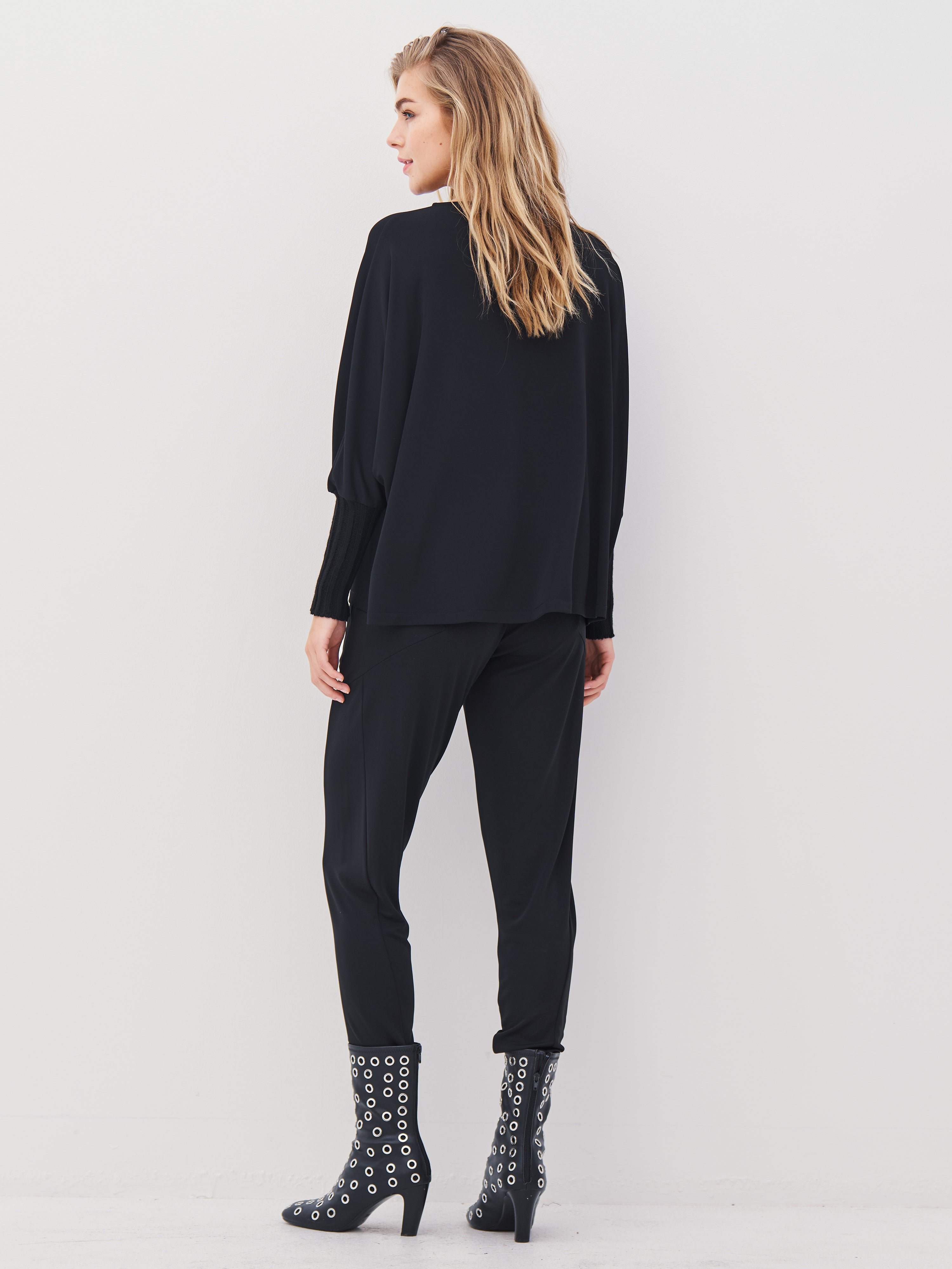 n-denmark-anita-hose-schwarz-schmale-schlupfhose-mit-g-rtel image 2