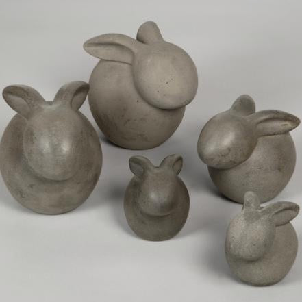 beton-hase-sitzend-garten-deko-grau-mittel image 7
