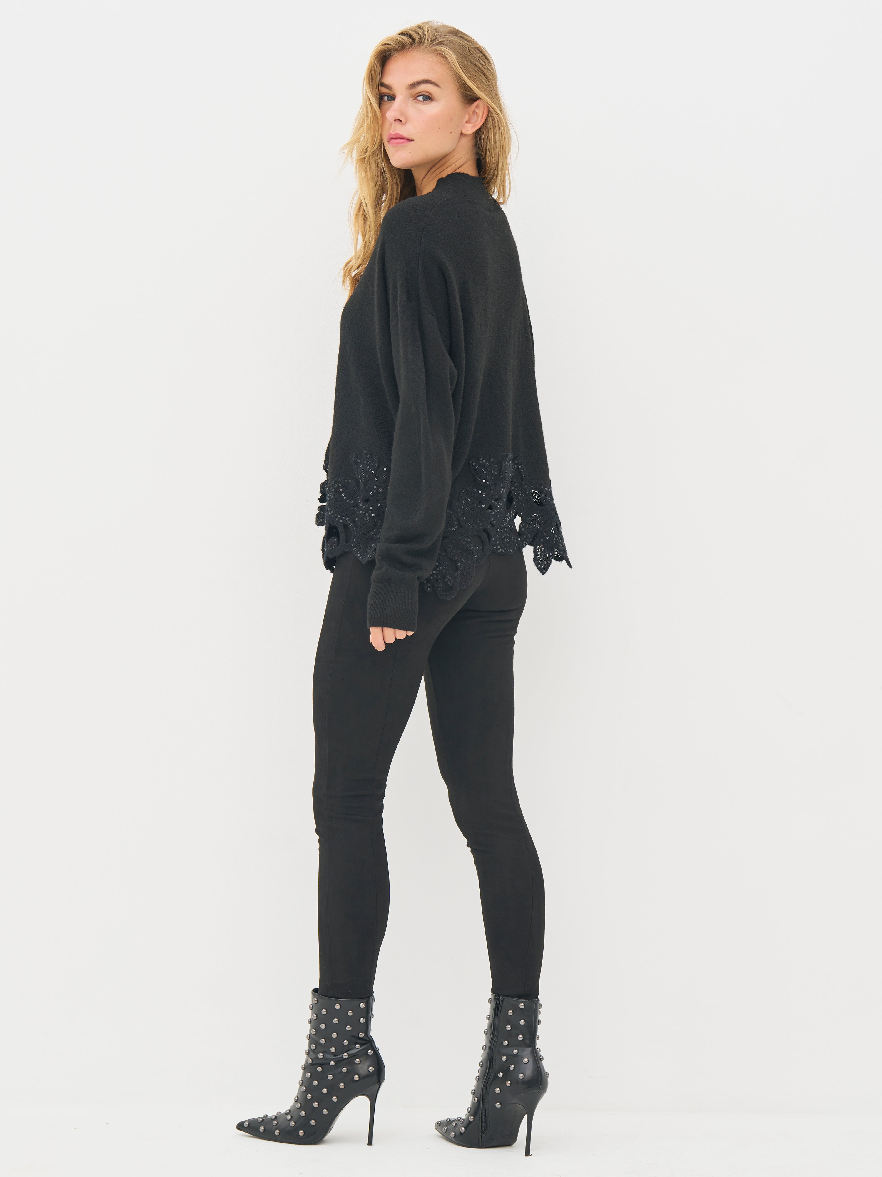 n-denmark-bobbi-strickpullover-schwarz-spitze-gr-s-l image 2