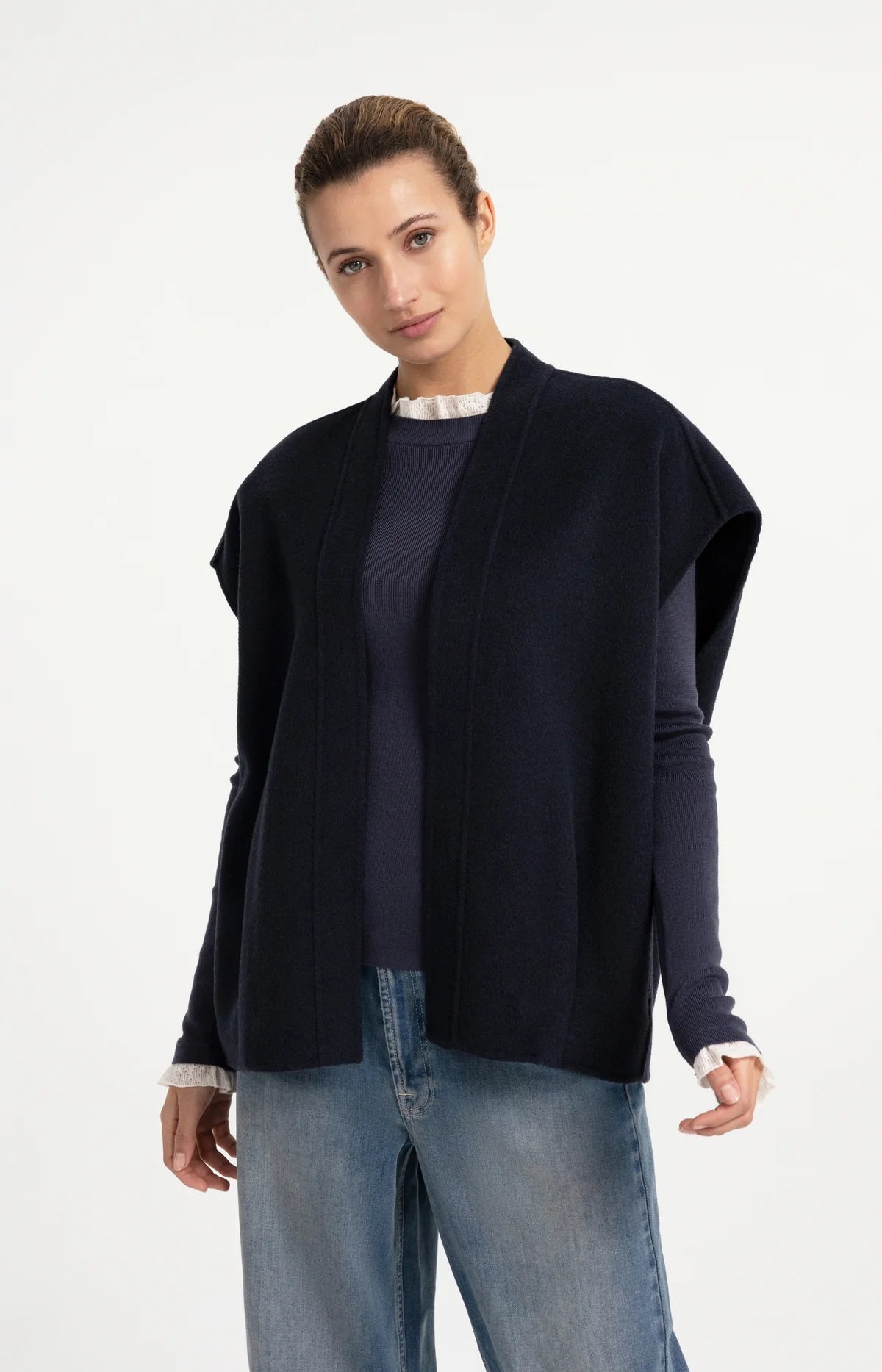ein-st-ck-vom-gl-ck-yaya-oversize-wollweste-dunkelgrau-melange image 3