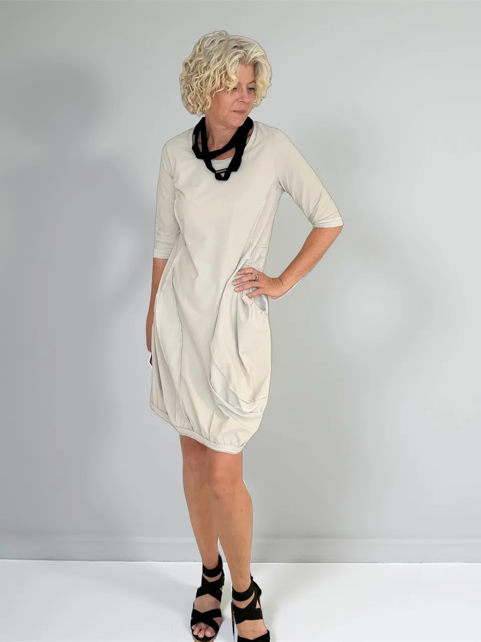 ein-st-ck-vom-gl-ck-pandora-ballonkleid-midi-beige image 1