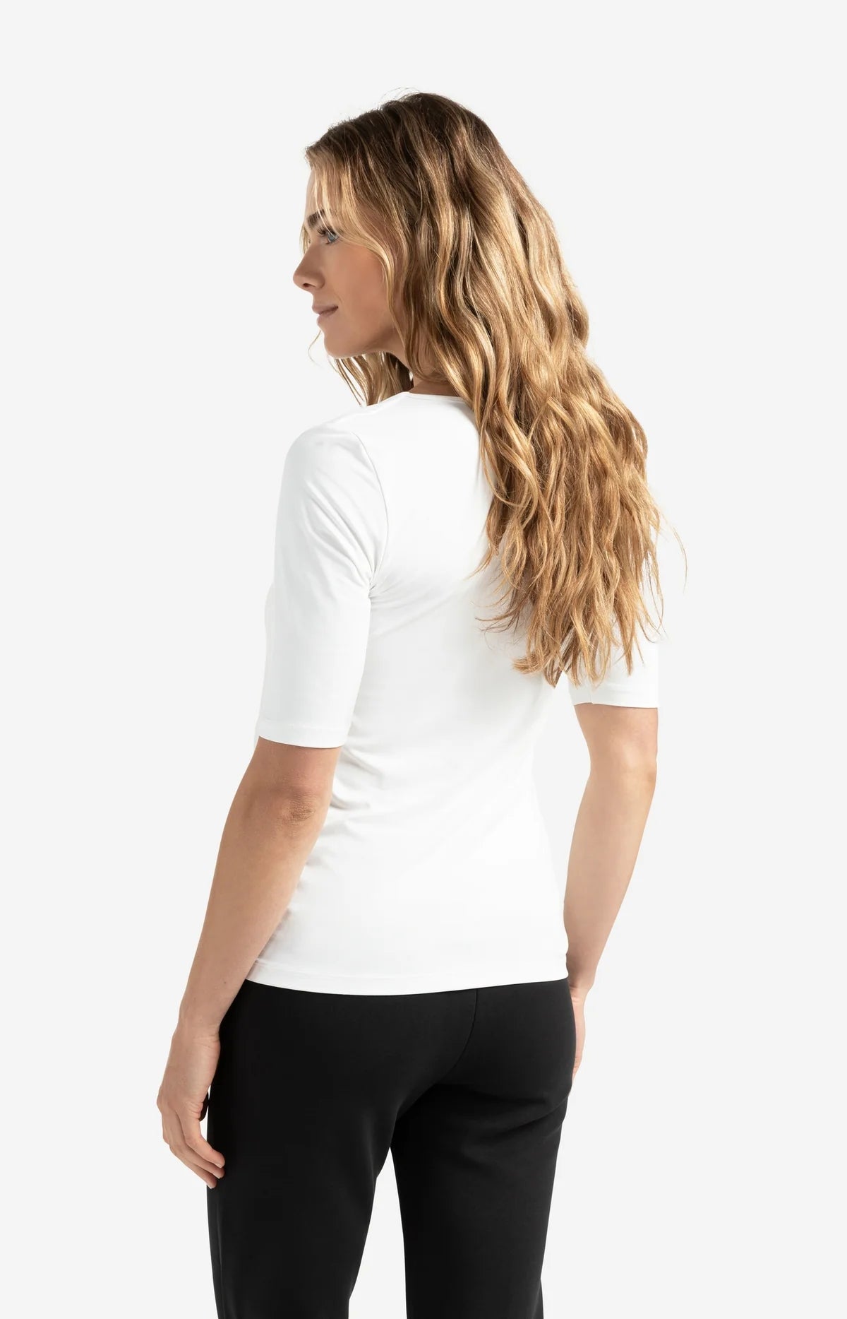 yaya-basic-t-shirt-v-ausschnitt-offwhite-tailliert-xxs-xl image 3