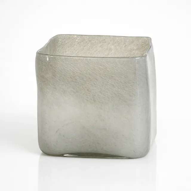 glasvase-sandgrau-16-cm-eckig-windlicht-strukturglas image 1