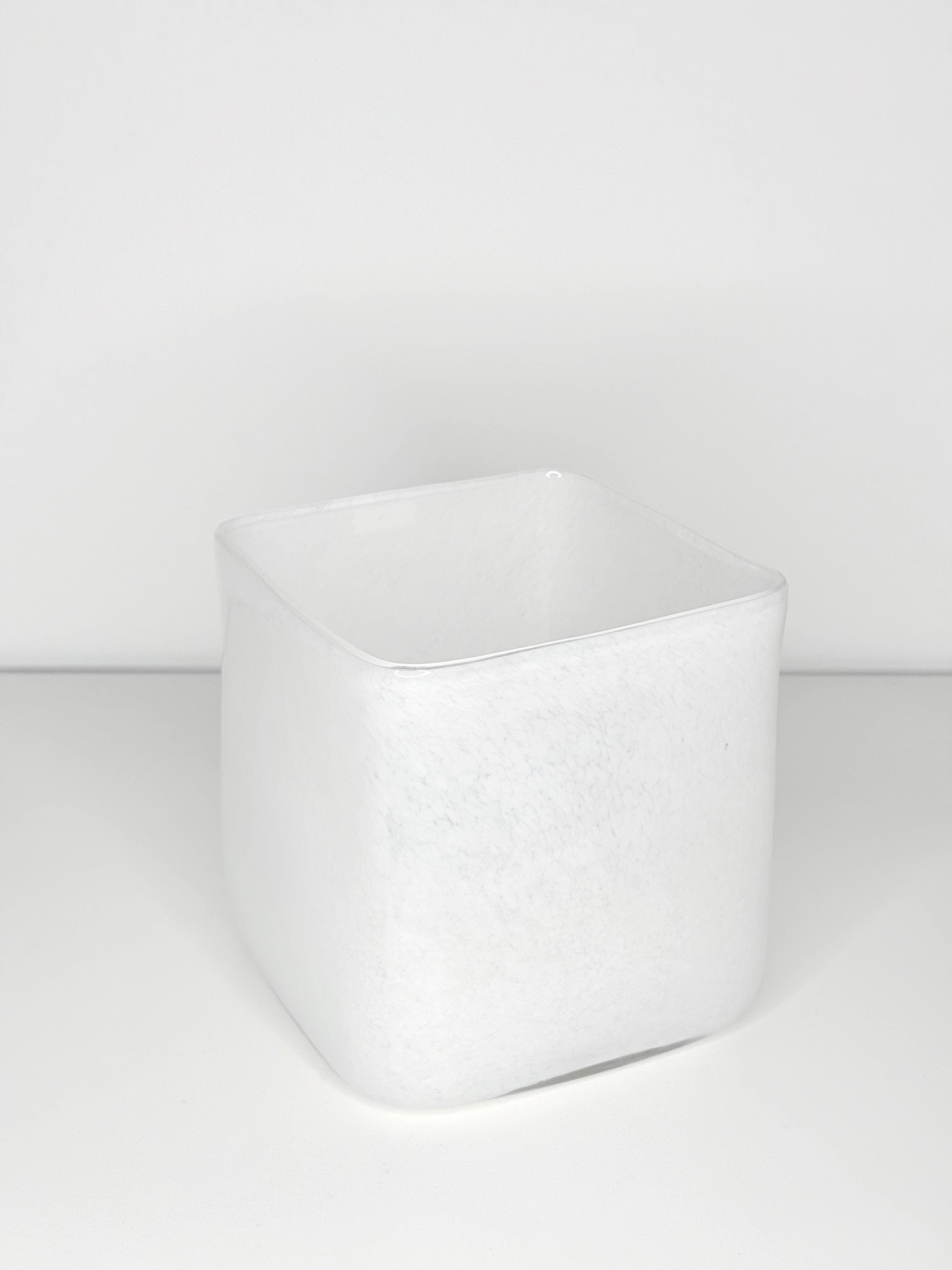 ein-st-ck-vom-gl-ck-square-vase-wei-16x16-cm-glas image 1