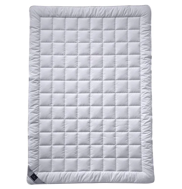billerbeck-sari-543-bettdecke-seide-superlight-natur image 1