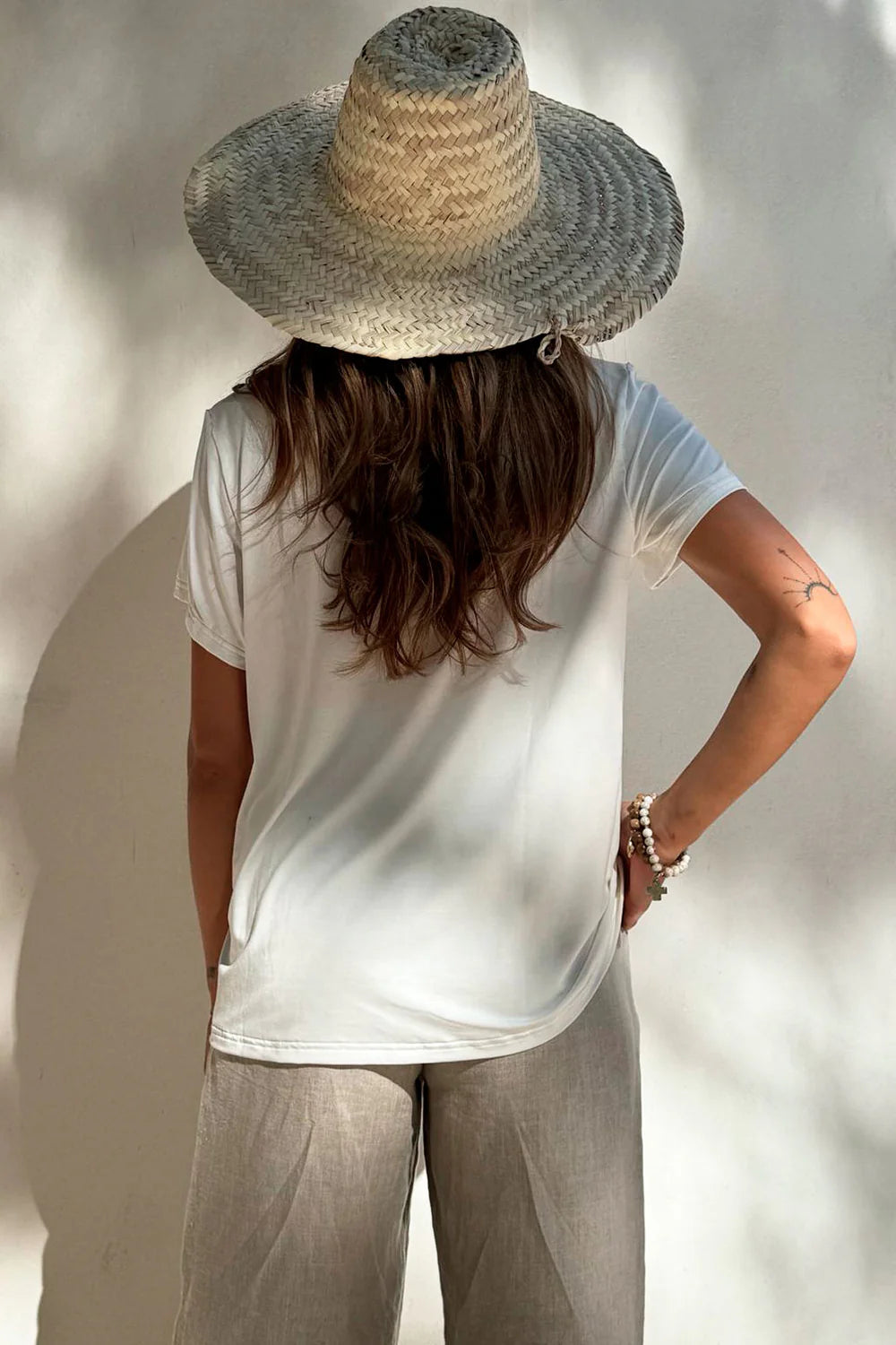 bypias-daily-bambus-t-shirt-wei-v-ausschnitt-damen image 2
