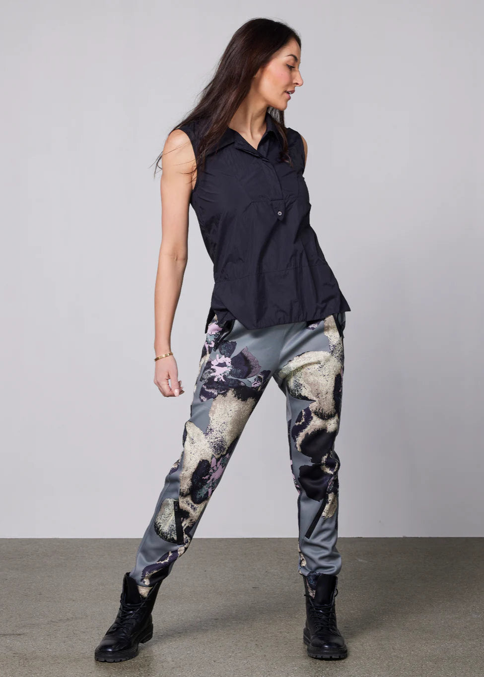 n-denmark-yen-rmellose-bluse-stehkragen-schwarz image 1
