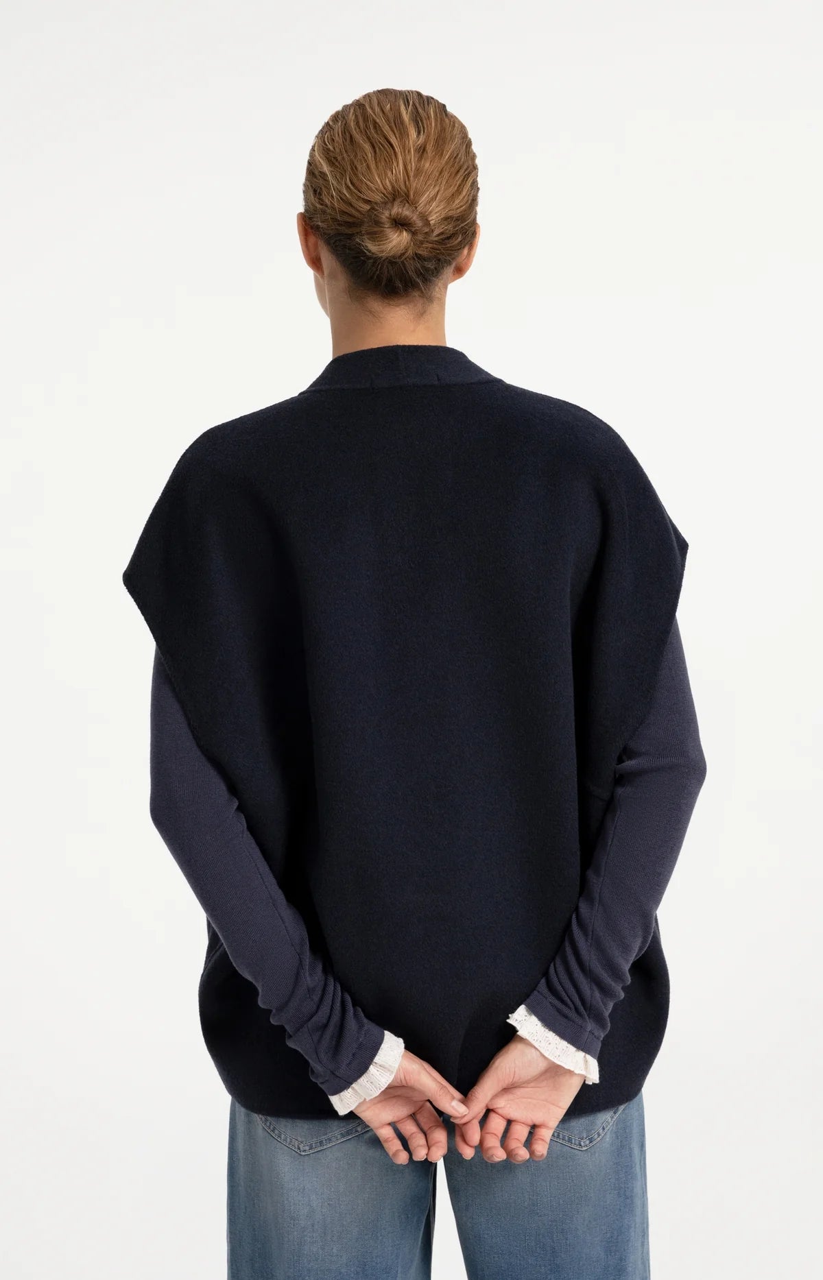 ein-st-ck-vom-gl-ck-yaya-oversize-wollweste-dunkelgrau-melange image 4