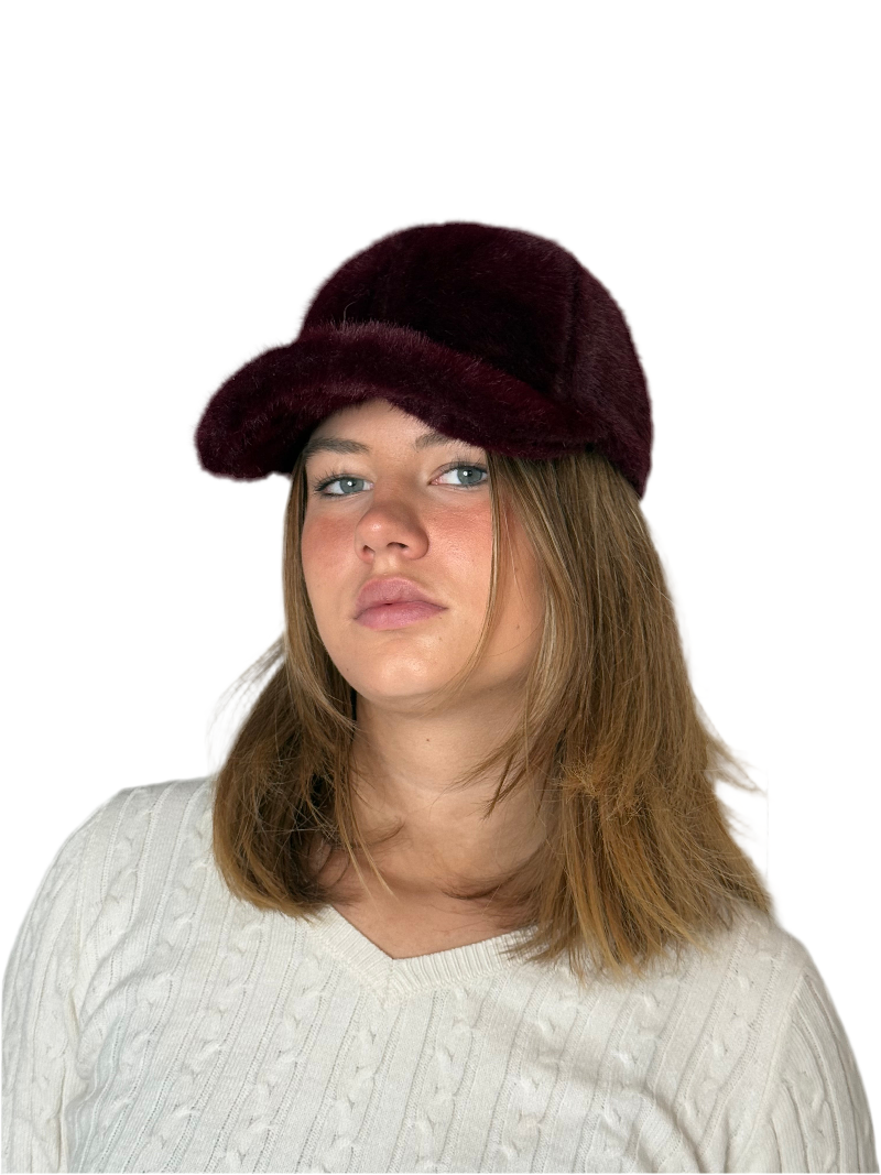 kunstfell-baseball-cap-damen-bordeauxrot-verstellbar-winter image 3