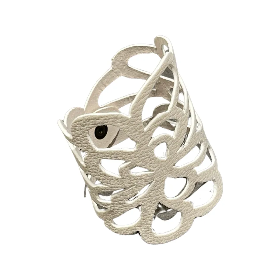 lace-ring-serviettenring-waschbares-papier-latte-grau image 1