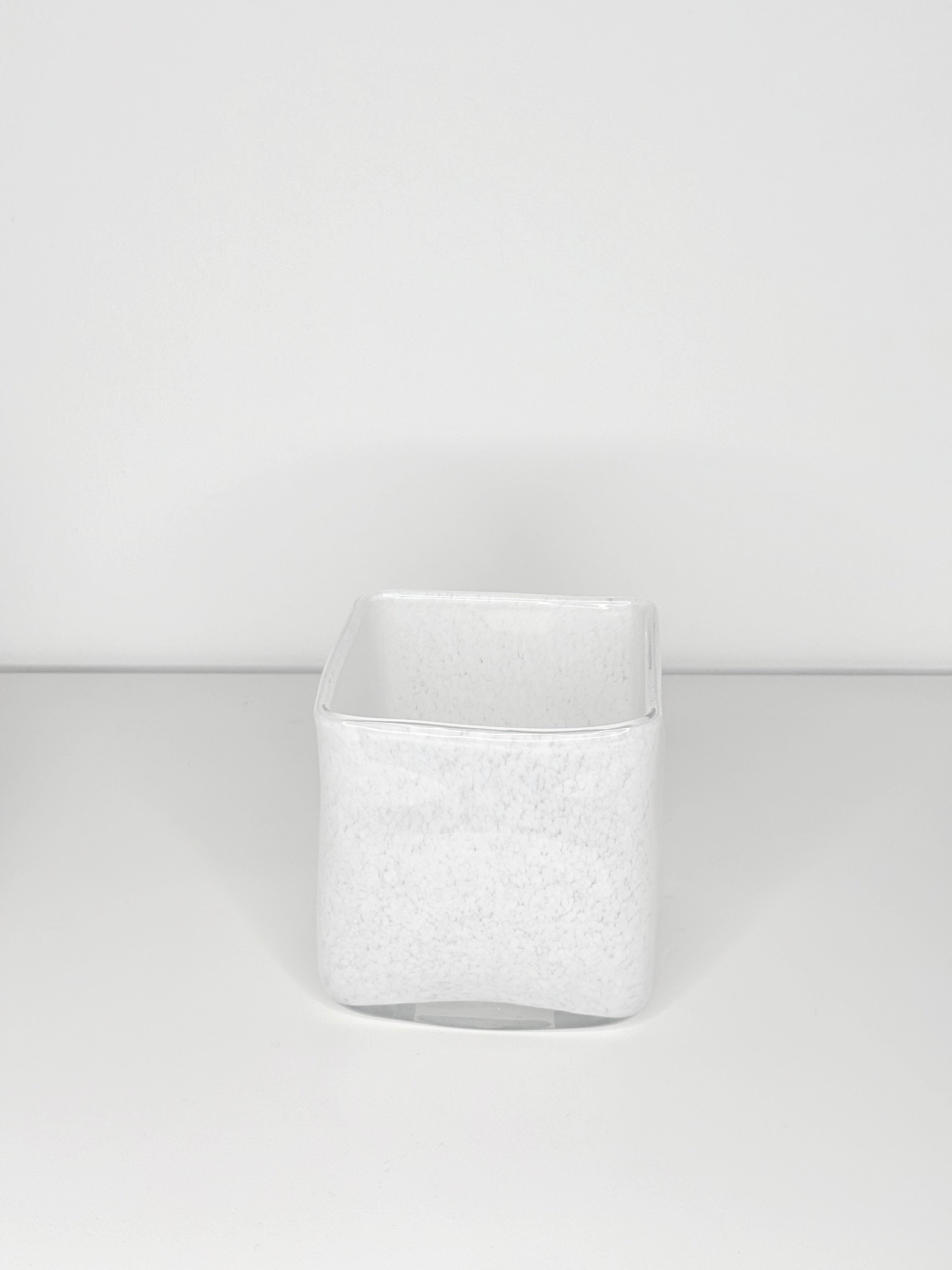 square-vase-glas-deko-wei-windlicht-12x12-cm image 1