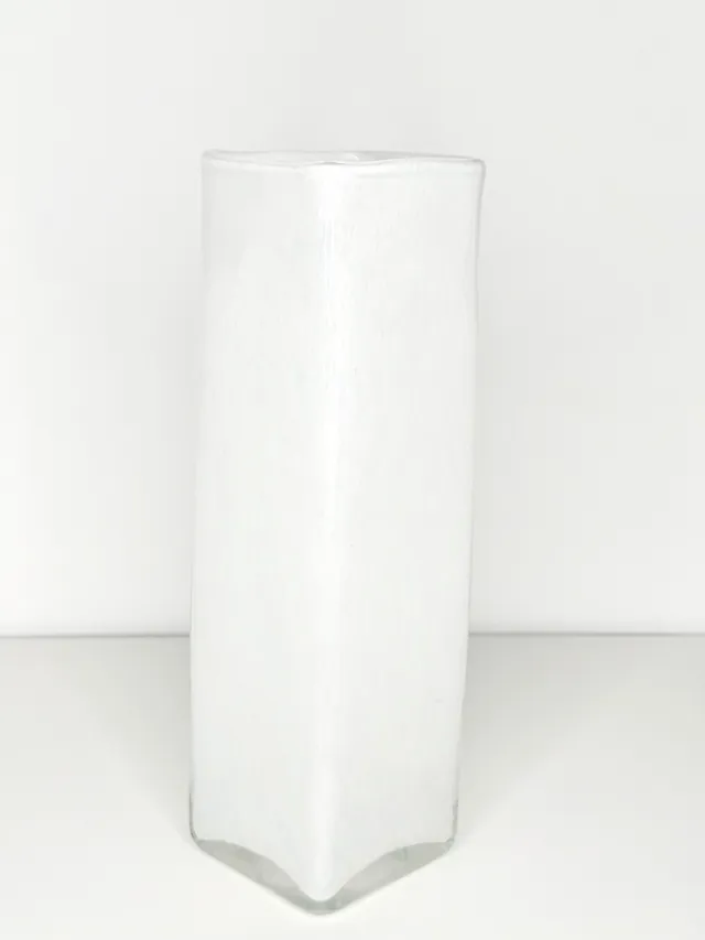 wei-e-glasvase-dickwandig-skulptural-35-cm-dekovase image 1