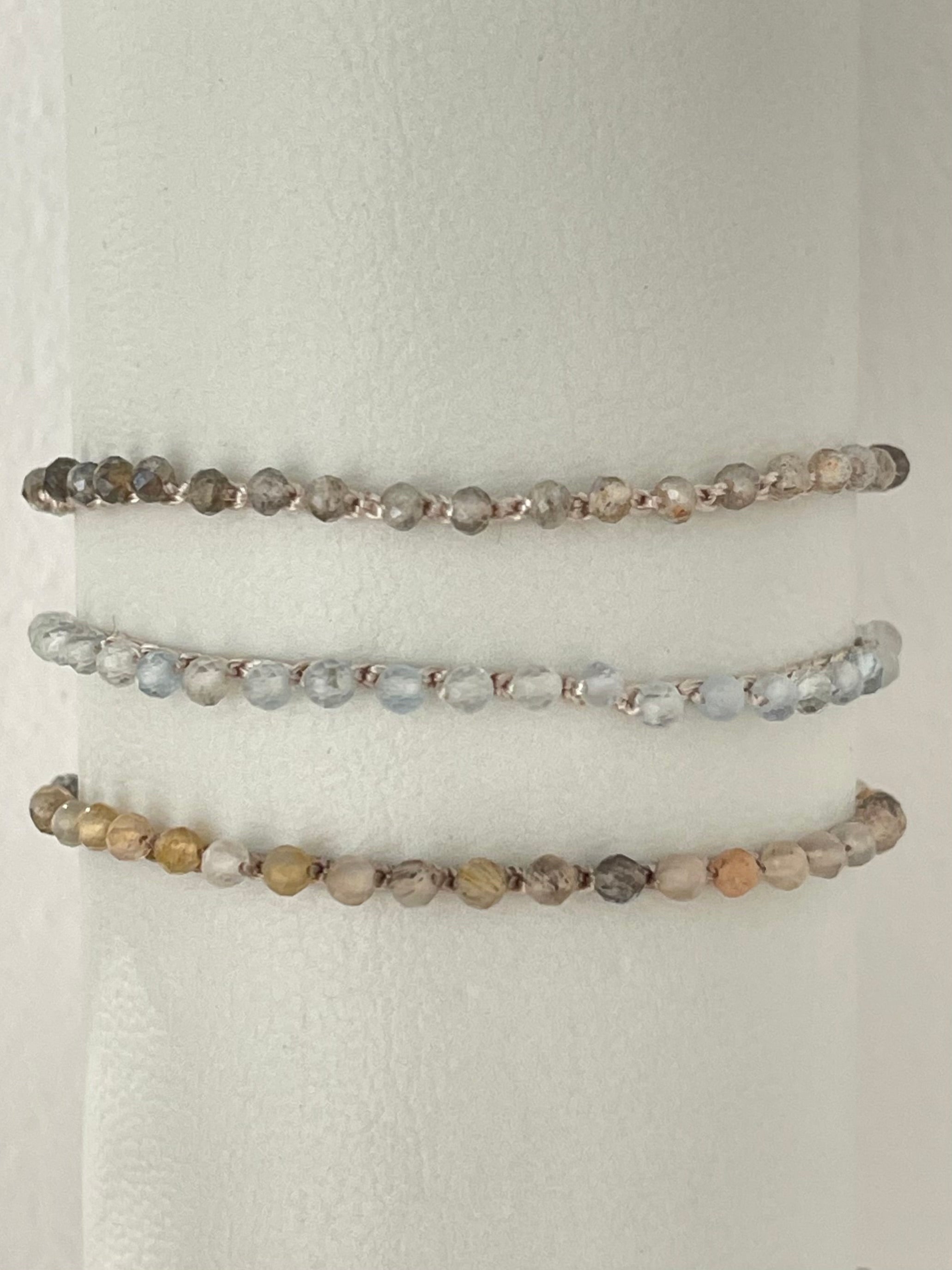 ein-st-ck-vom-gl-ck-jasmin-armband-sand-edelstein image 1