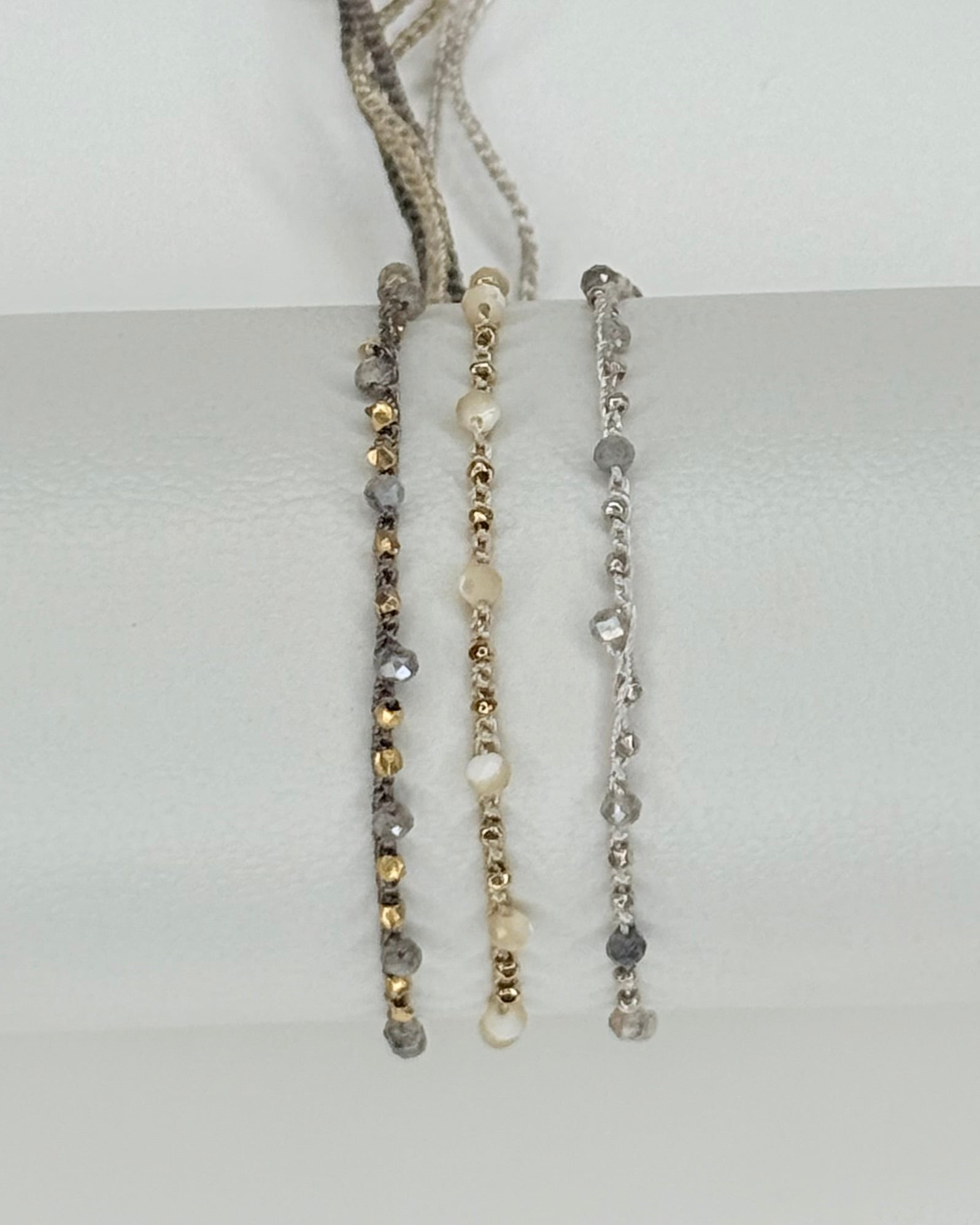 ein-st-ck-vom-gl-ck-jasmine-armband-pyrit-vermeil-perlen-verstellbar image 3