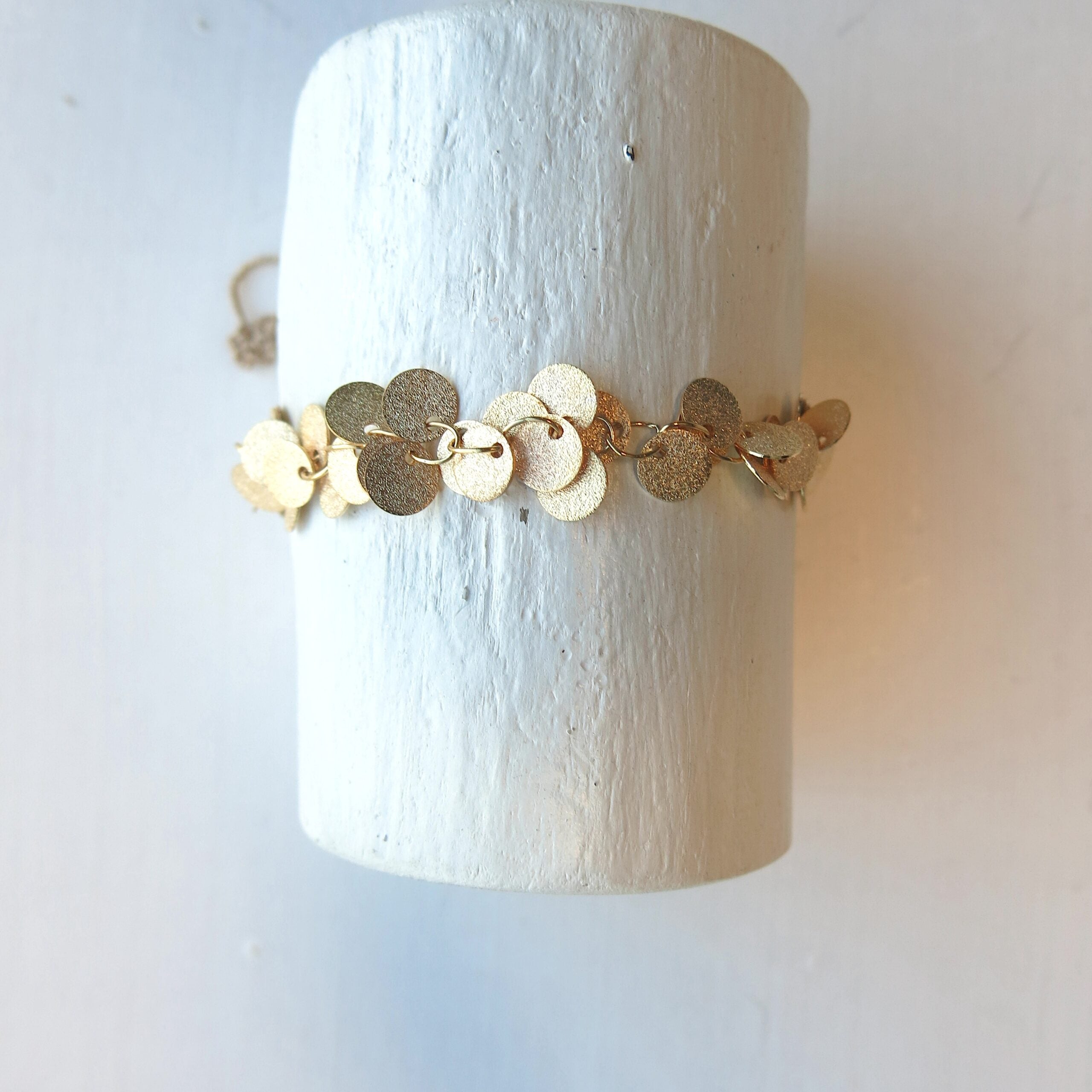 ein-st-ck-vom-gl-ck-santurini-armband-gold-18-kt-pailletten image 4