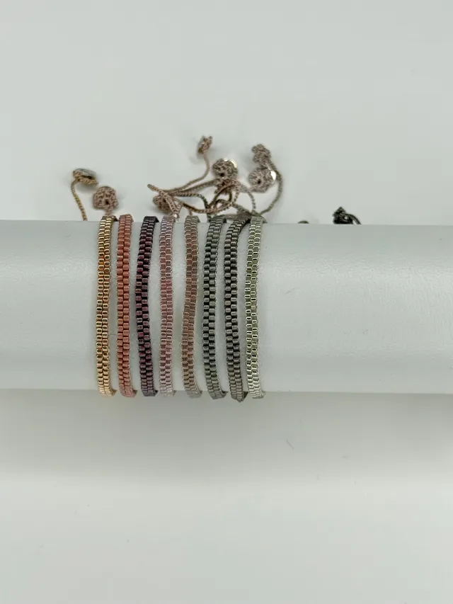 ein-st-ck-vom-gl-ck-maelys-armband-beere-metallic-peyote image 1
