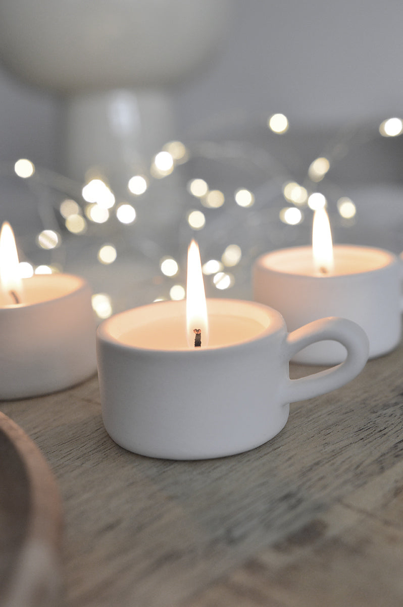 ein-st-ck-vom-gl-ck-teelichthalter-ton-wei-espresso-tasse image 3