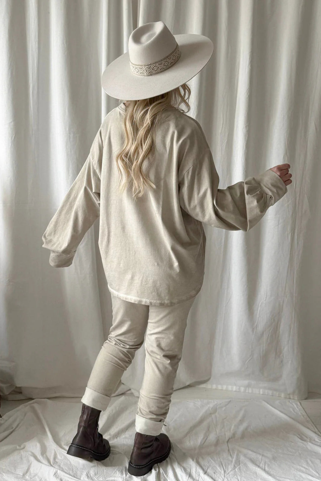 bypias-bohemiana-sweatshirt-beige-one-size-vintage-wash image 3