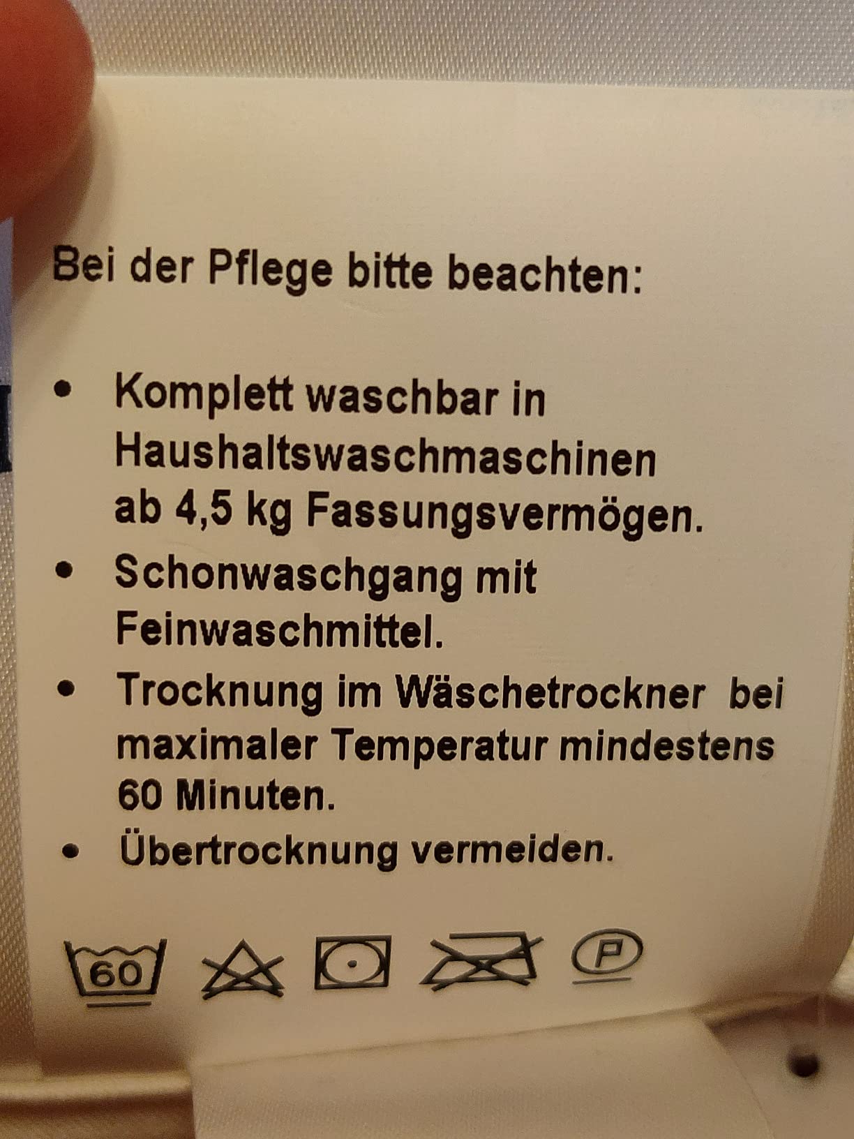 Schläft kühl